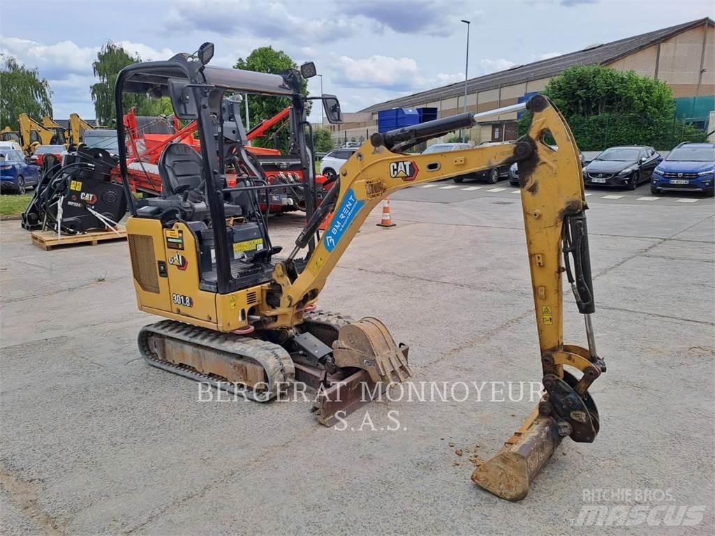 CAT 301.8 Bagri goseničarji