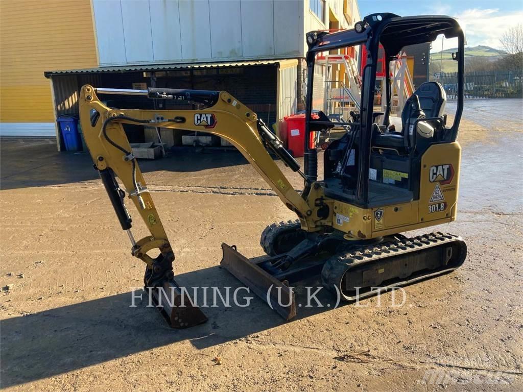CAT 301.8 Bagri goseničarji