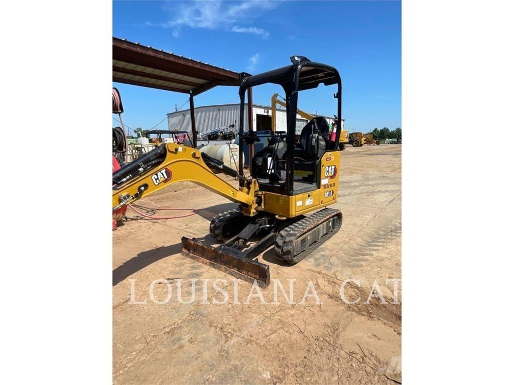 CAT 301.8 Mini bagri <7t