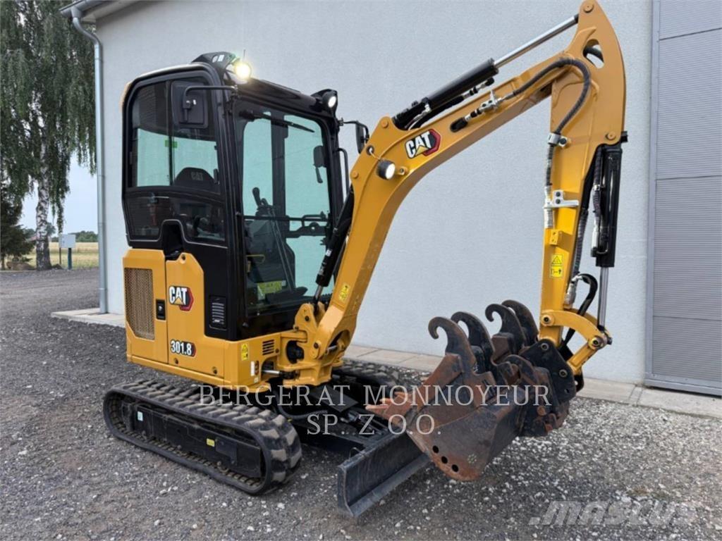 CAT 301.8 Bagri goseničarji