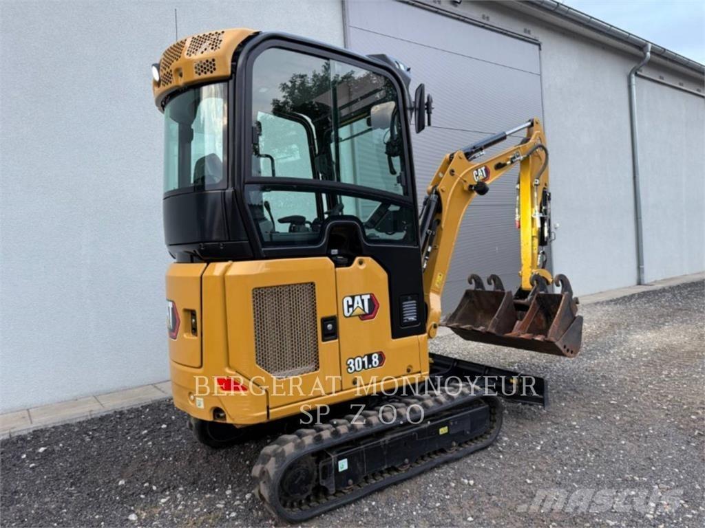 CAT 301.8 Bagri goseničarji