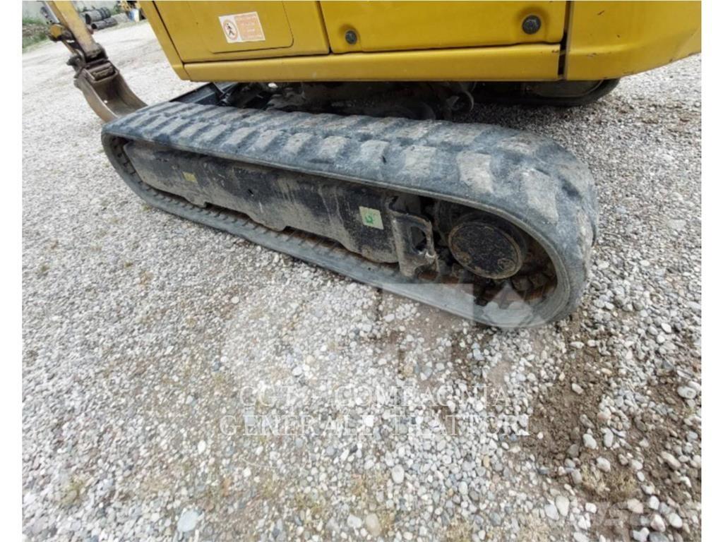 CAT 301.8 Bagri goseničarji