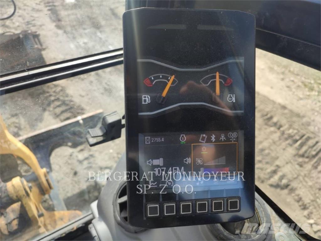 CAT 301.8 Bagri goseničarji