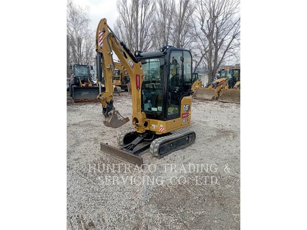 CAT 301.8-05 Bagri goseničarji