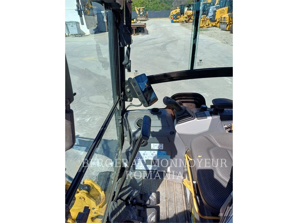 CAT 301.8-05 Bagri goseničarji