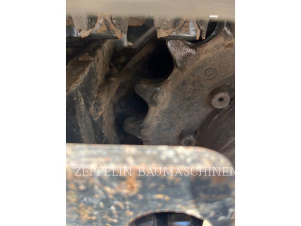 CAT 301.8-05A Bagri goseničarji