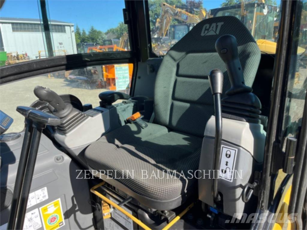 CAT 301.8-05A Bagri goseničarji