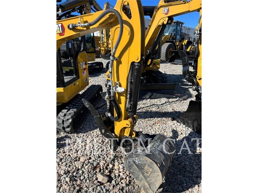 CAT 302 Bagri goseničarji