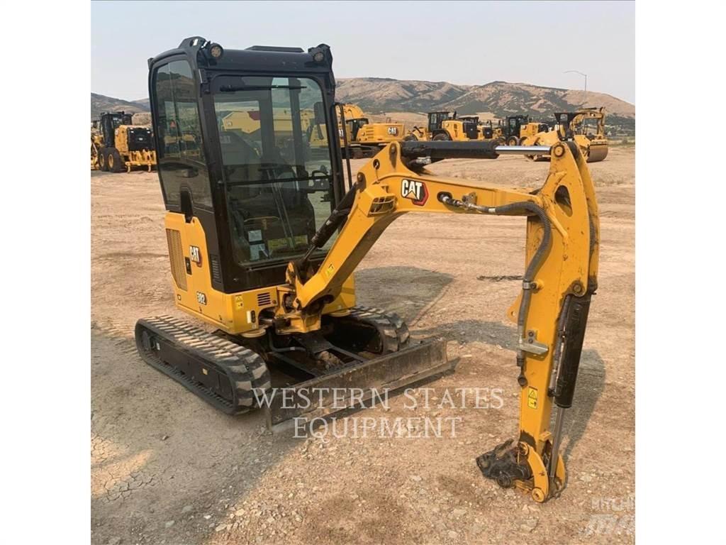 CAT 302 Bagri goseničarji