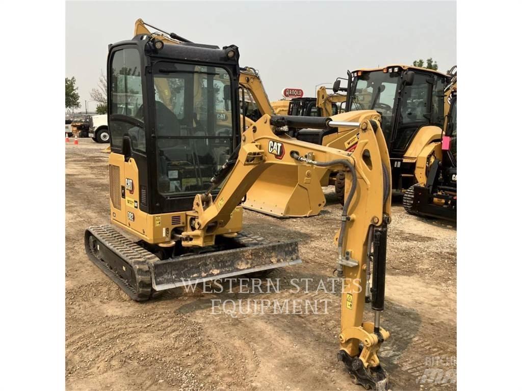 CAT 302 Bagri goseničarji