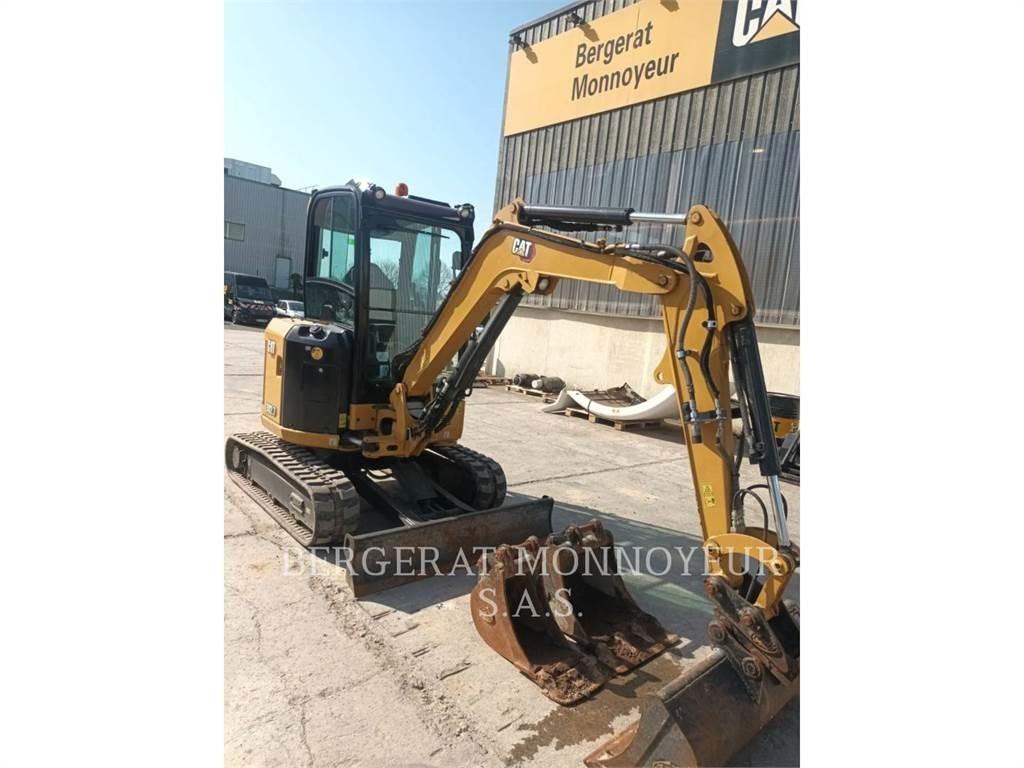 CAT 302.7 Bagri goseničarji