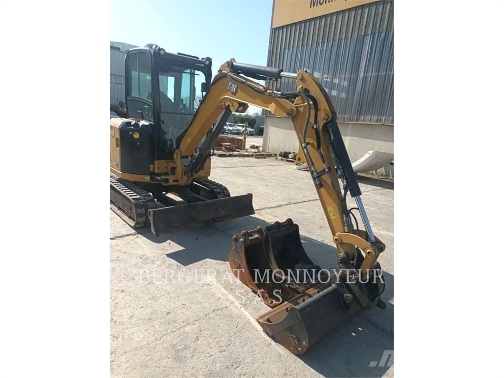 CAT 302.7 Bagri goseničarji