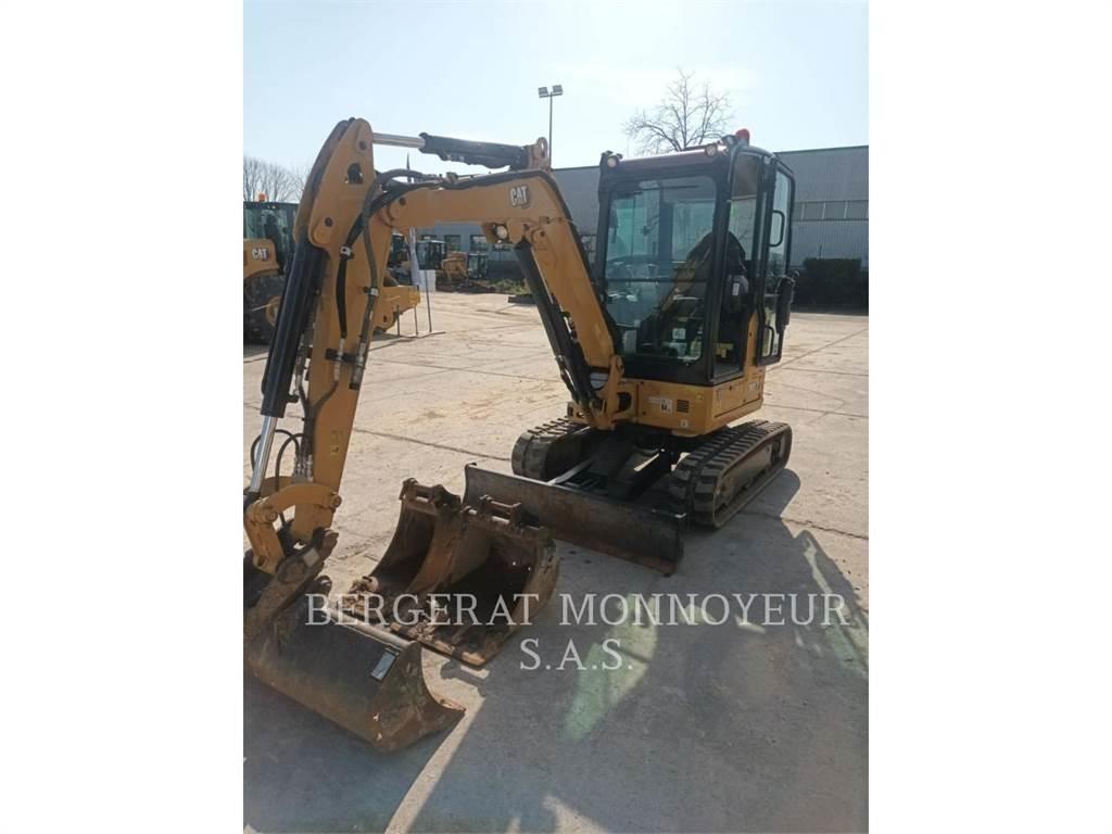 CAT 302.7 Bagri goseničarji