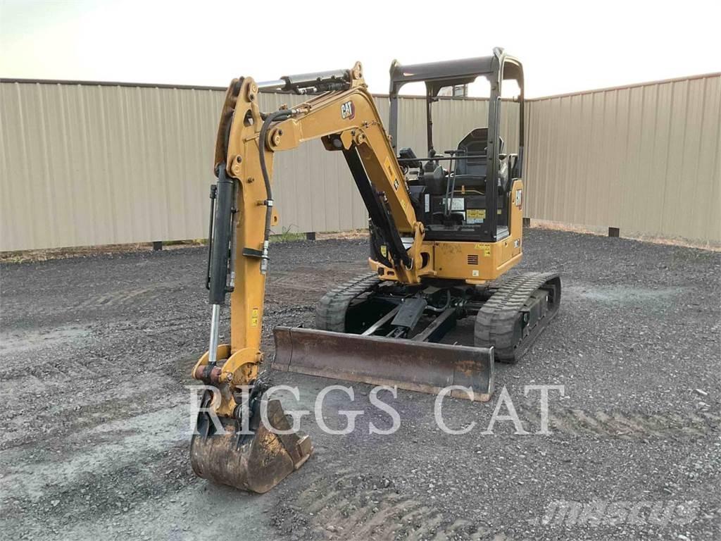 CAT 302.7 Bagri goseničarji