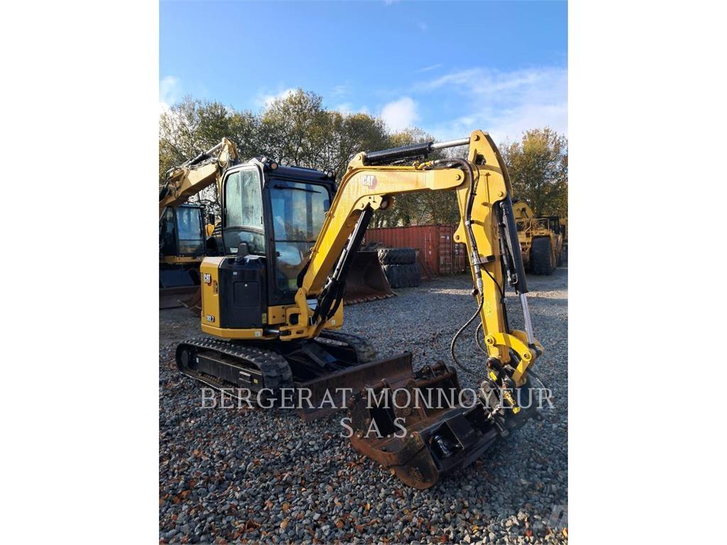 CAT 302.7 Bagri goseničarji