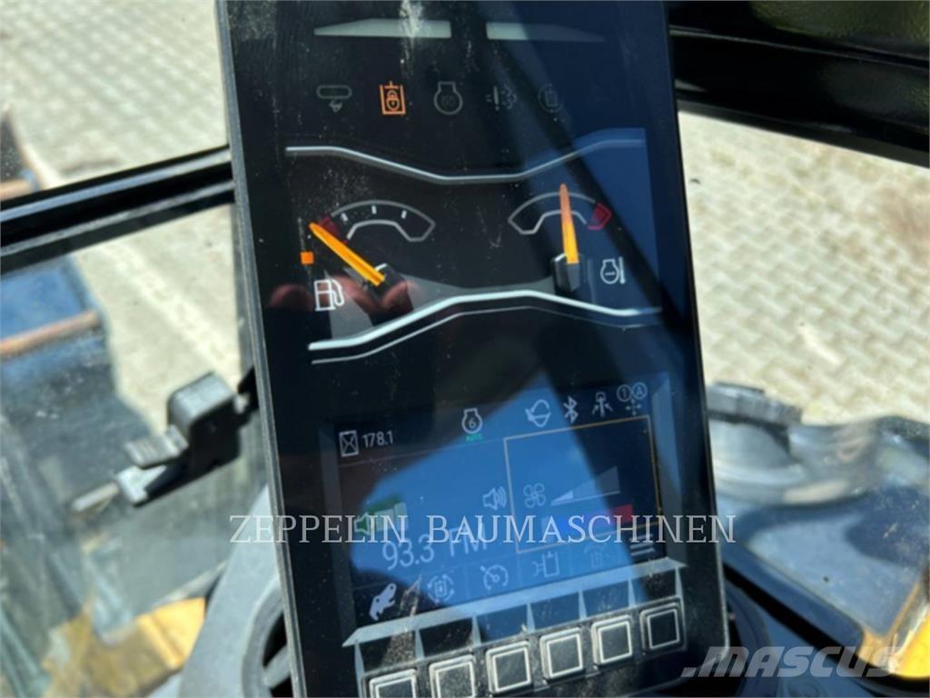 CAT 302.7CR-07 Bagri goseničarji