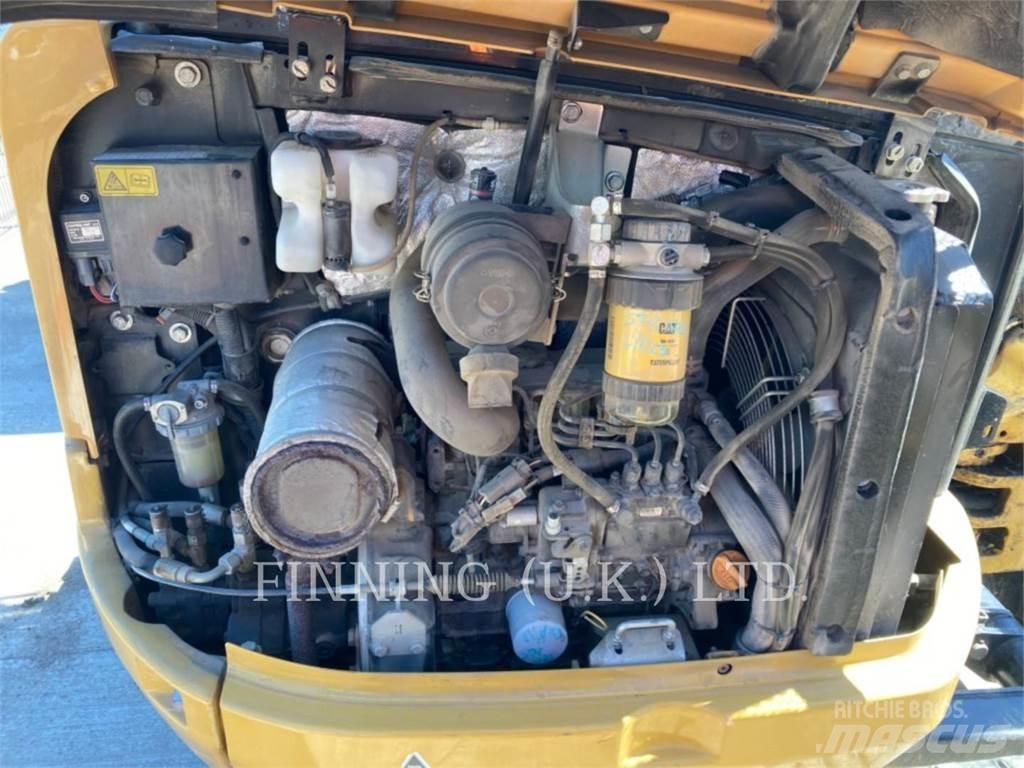 CAT 302.7D CAB Bagri goseničarji