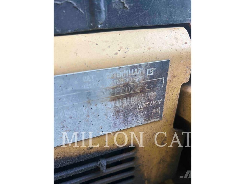 CAT 303.5DCR Bagri goseničarji