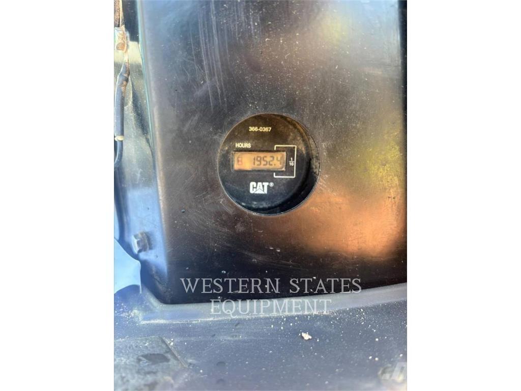 CAT 303.5E2 Bagri goseničarji