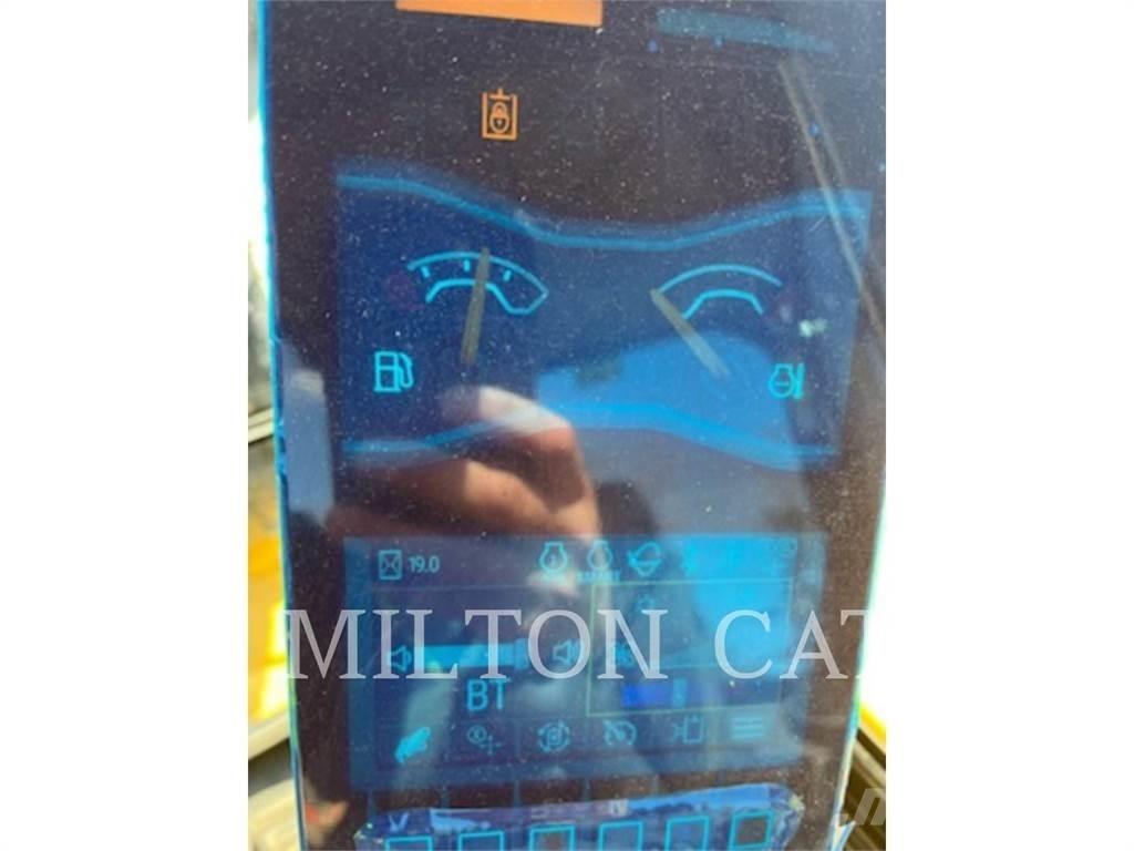 CAT 304 Bagri goseničarji