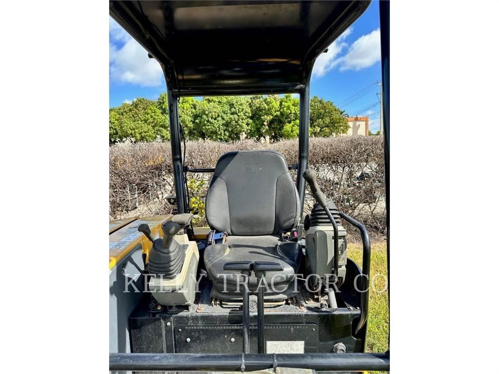 CAT 304E2CR Bagri goseničarji