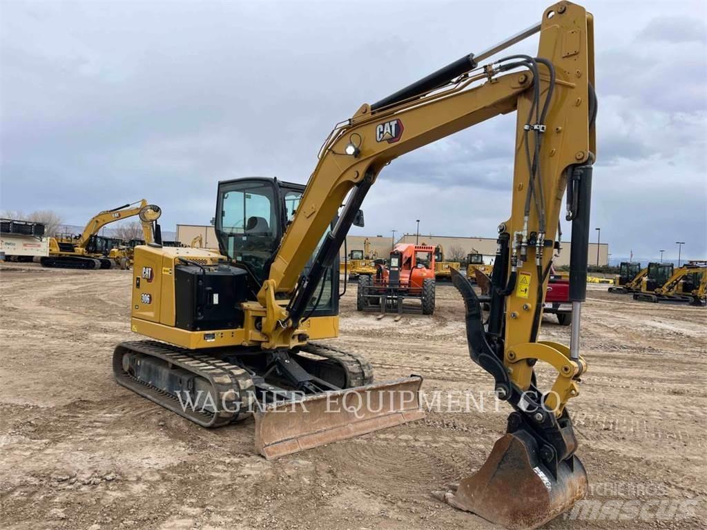CAT 306 Bagri goseničarji
