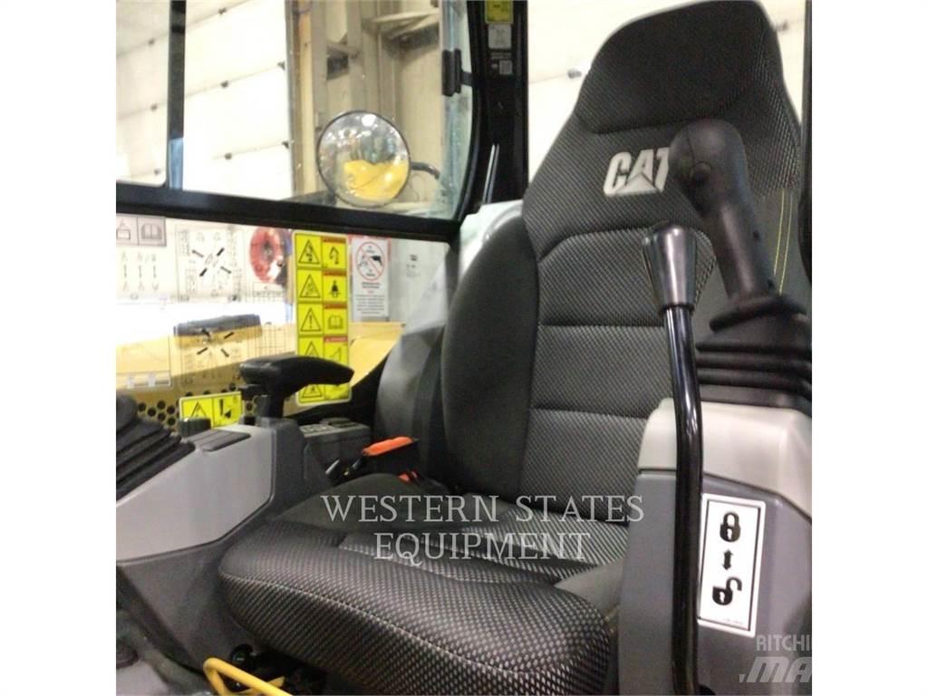 CAT 306 Bagri goseničarji