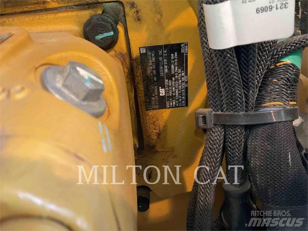 CAT 306 Bagri goseničarji