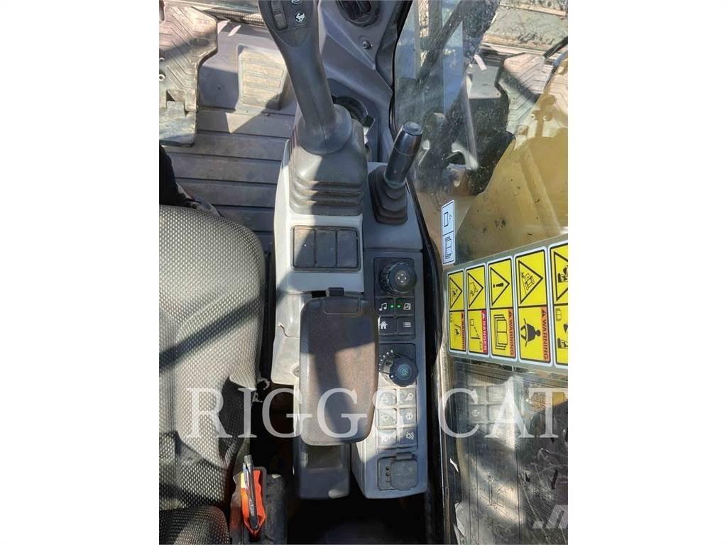 CAT 307.5 Bagri goseničarji