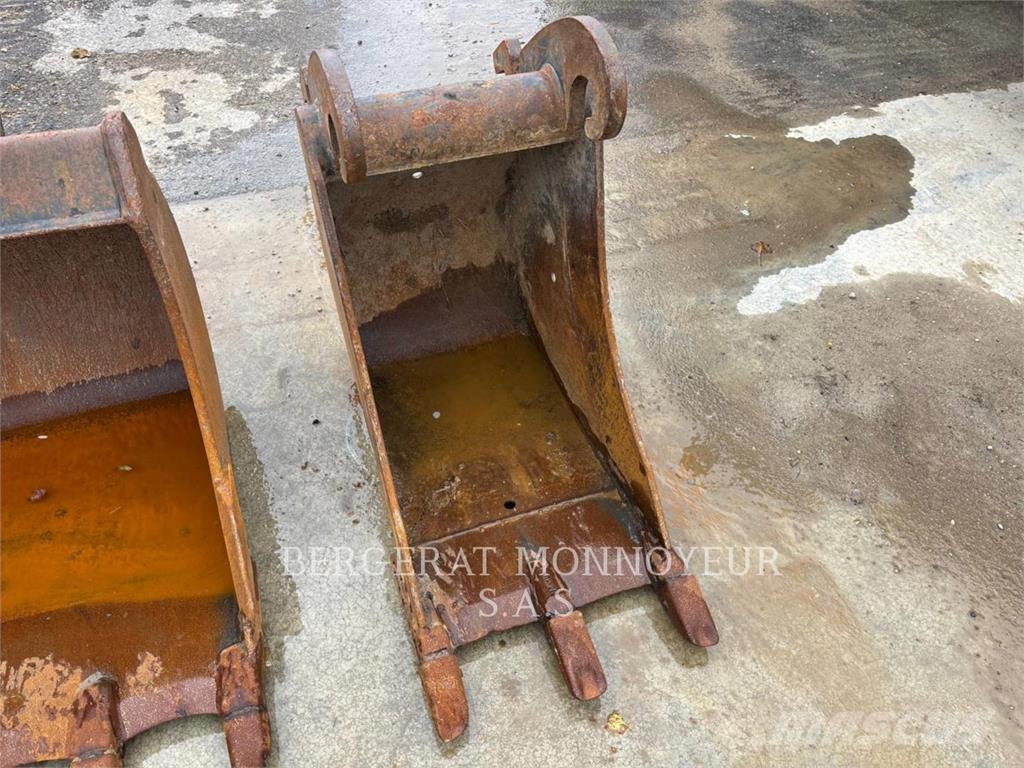 CAT 307.5 Bagri goseničarji