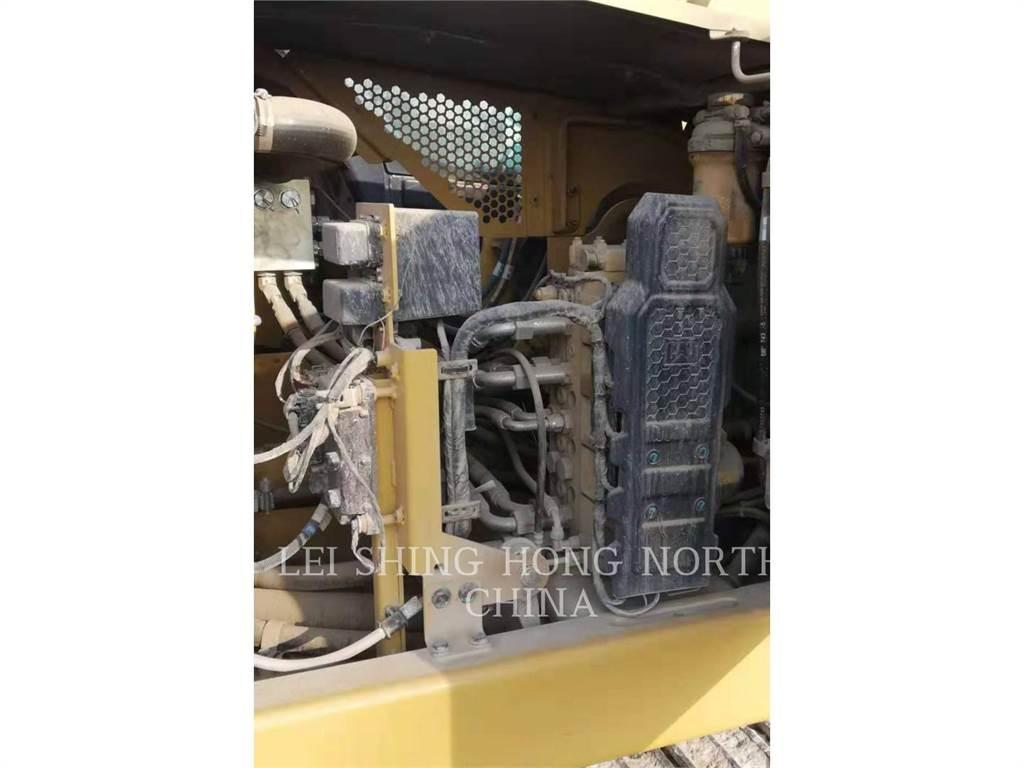 CAT 307.5 Bagri goseničarji