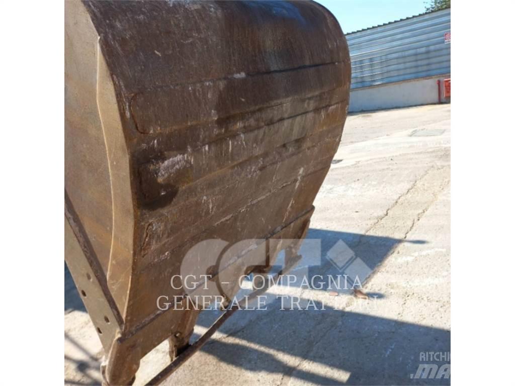 CAT 318F Bagri goseničarji