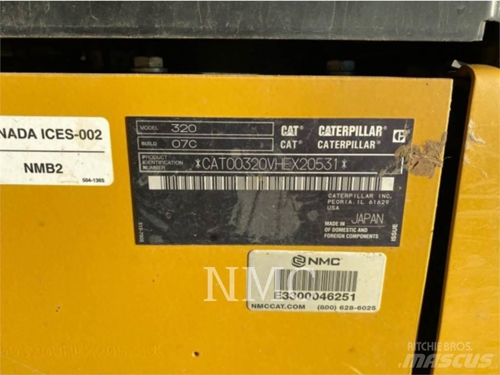 CAT 320 Bagri goseničarji