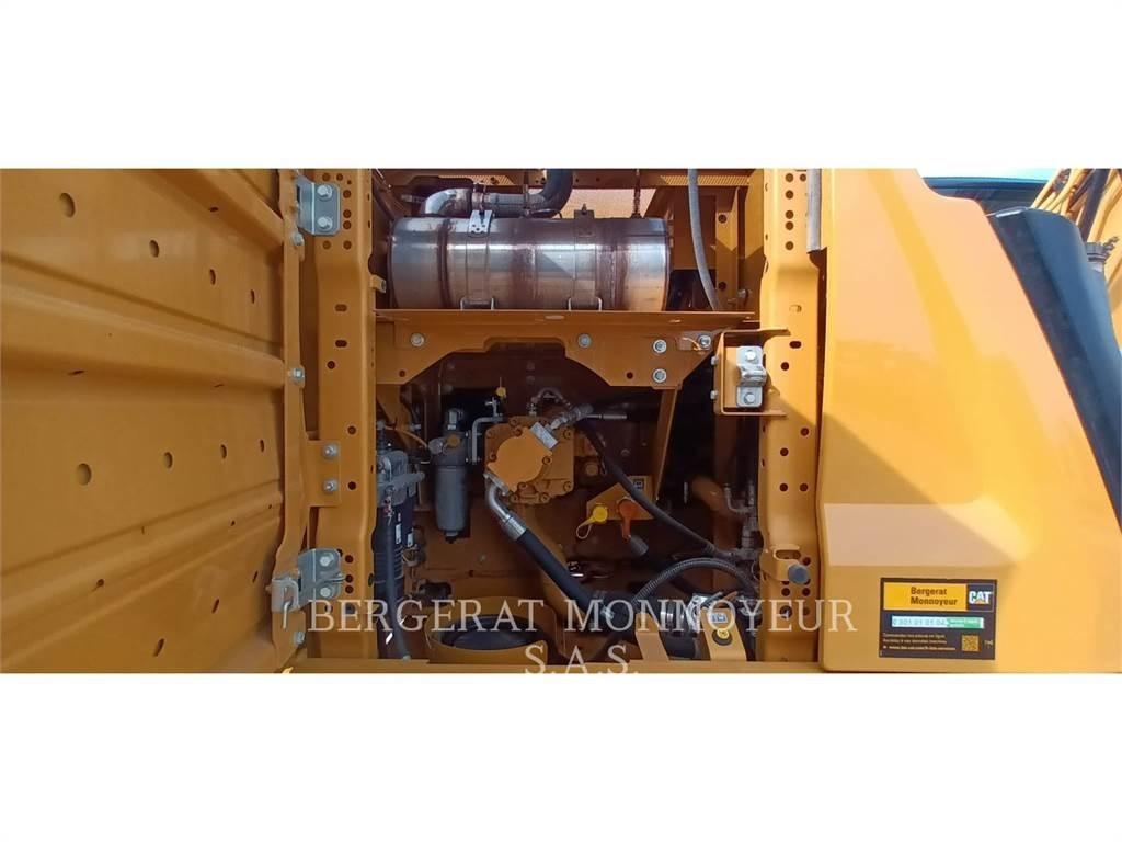 CAT 320 Bagri goseničarji