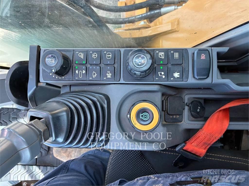 CAT 320-07 Bagri goseničarji