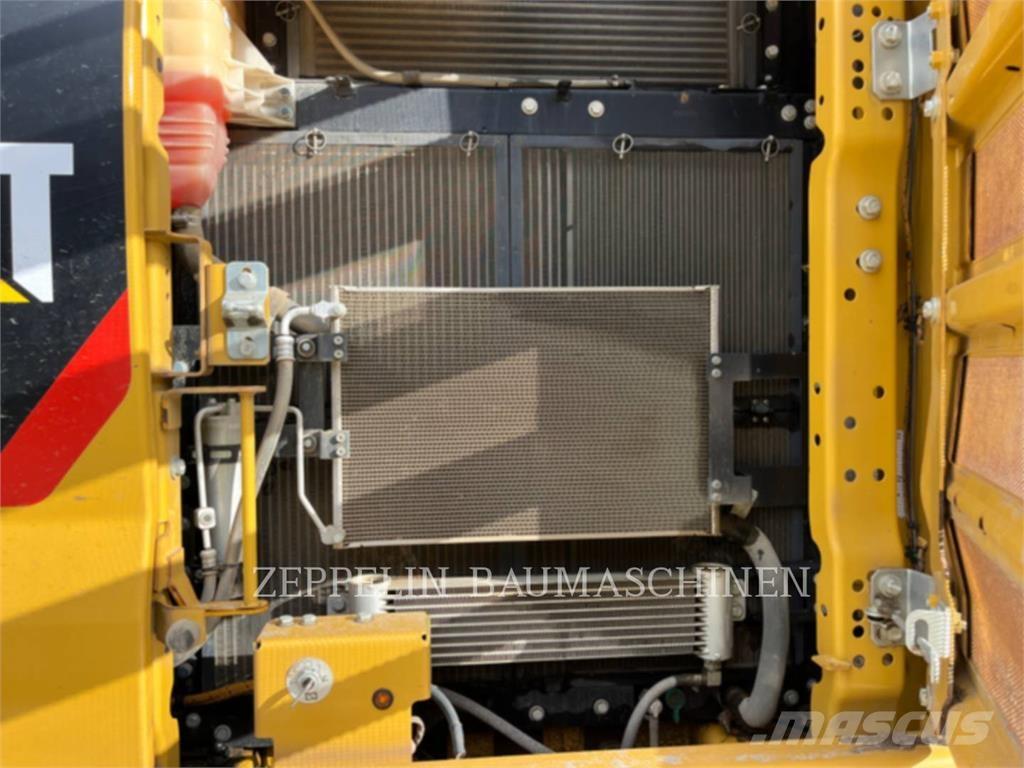 CAT 320-07A Bagri goseničarji