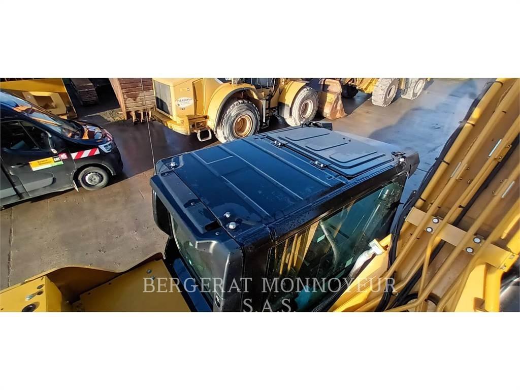 CAT 320 GC Bagri goseničarji
