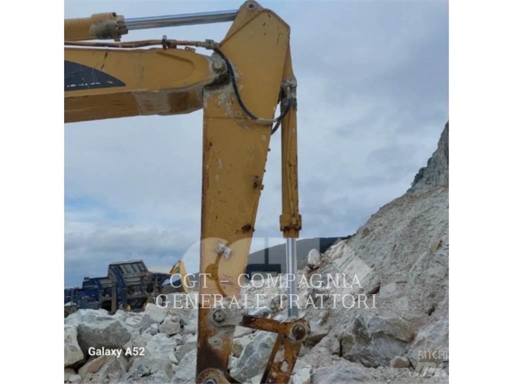 CAT 320B Bagri goseničarji