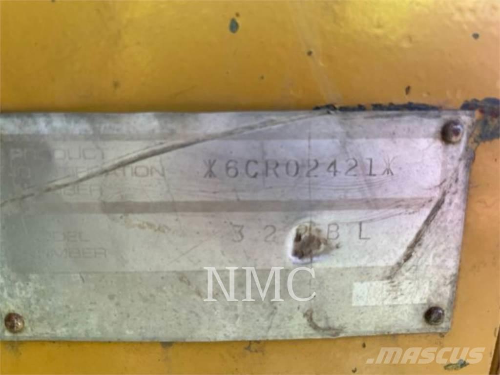 CAT 320BL Bagri goseničarji