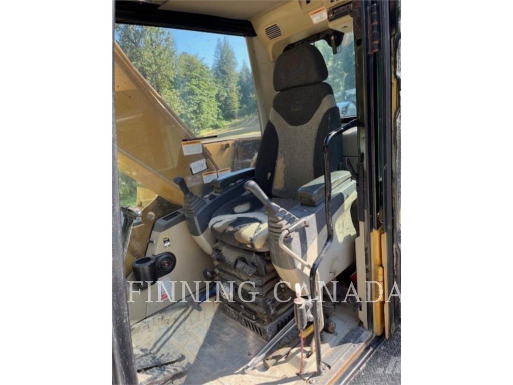 CAT 320C Bagri goseničarji