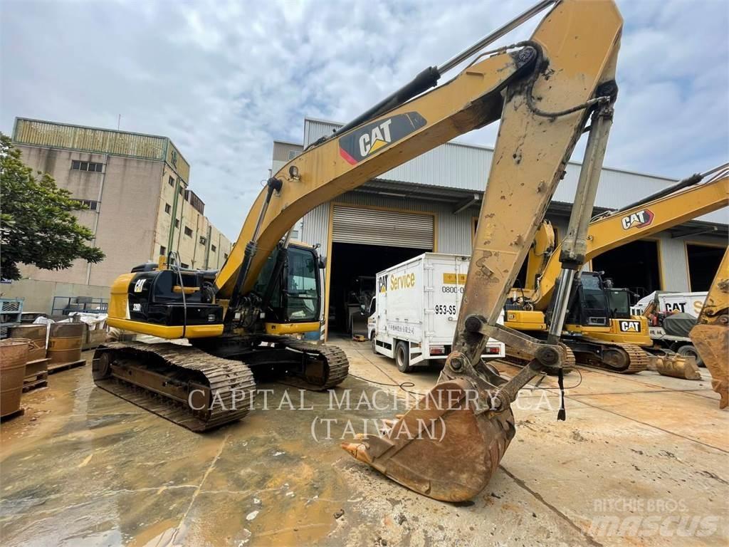 CAT 320D2 Bagri goseničarji