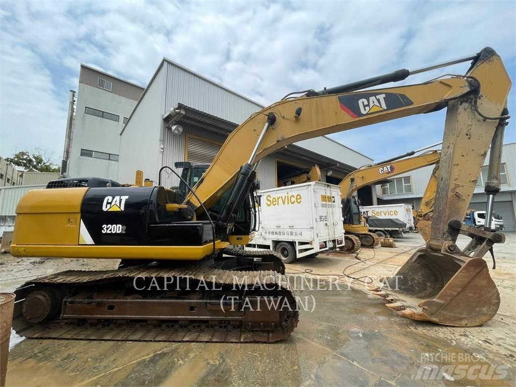 CAT 320D2 Bagri goseničarji