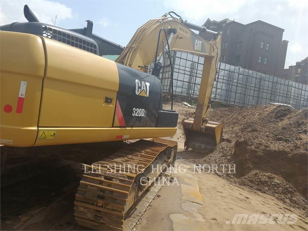 CAT 320D2 Bagri goseničarji