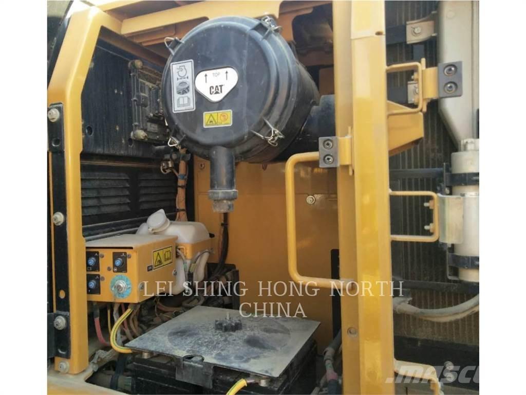 CAT 320D2GC Bagri goseničarji