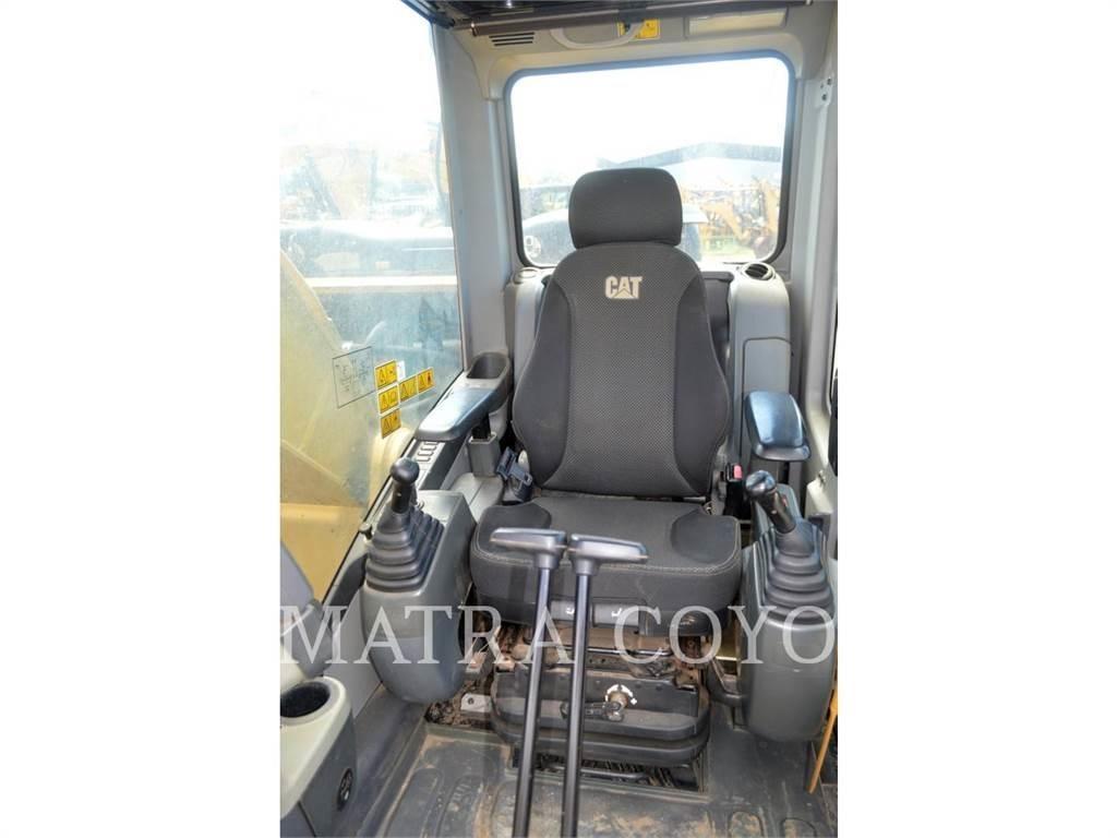 CAT 320D2GC Bagri goseničarji