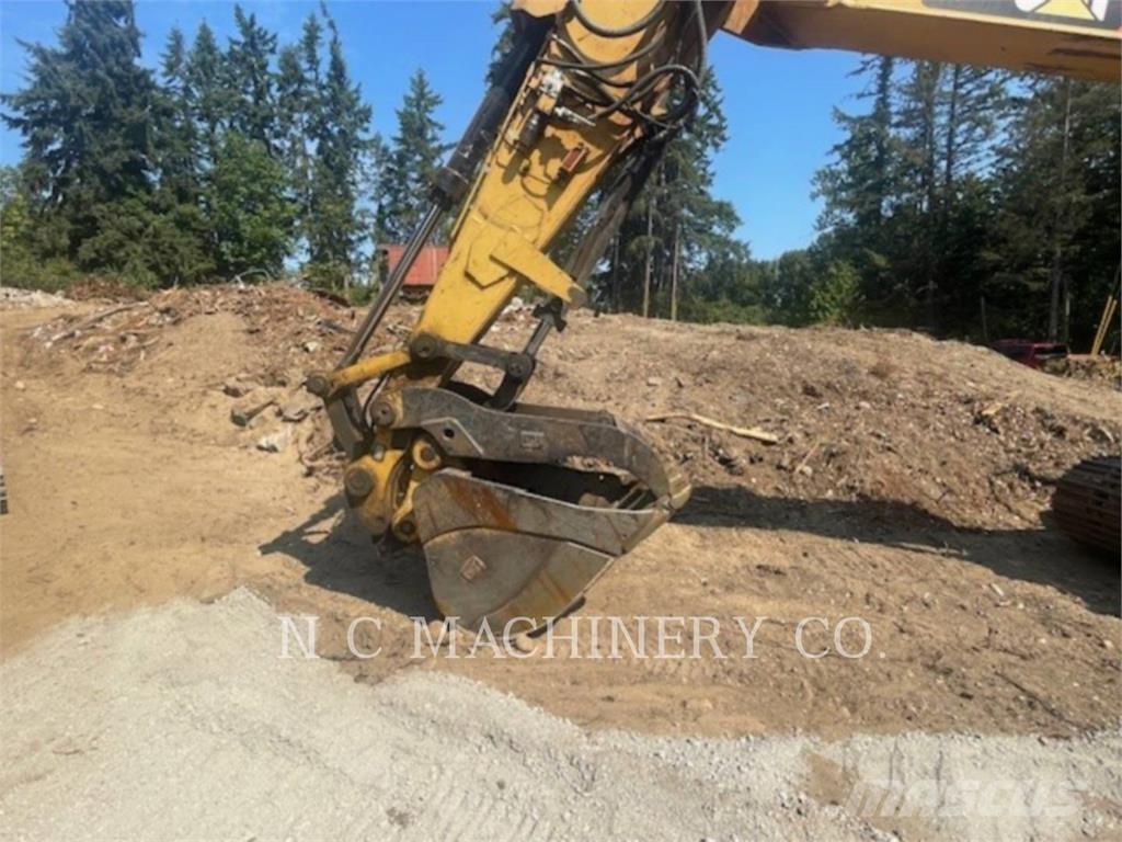 CAT 320E Bagri goseničarji