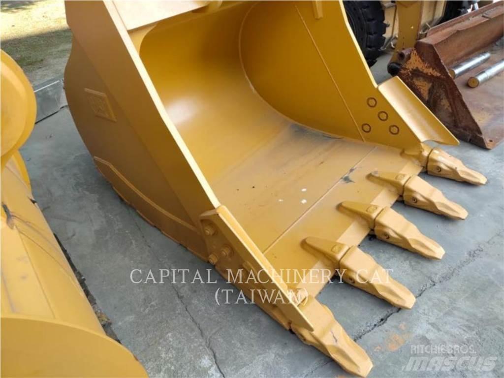 CAT 323 Žlice