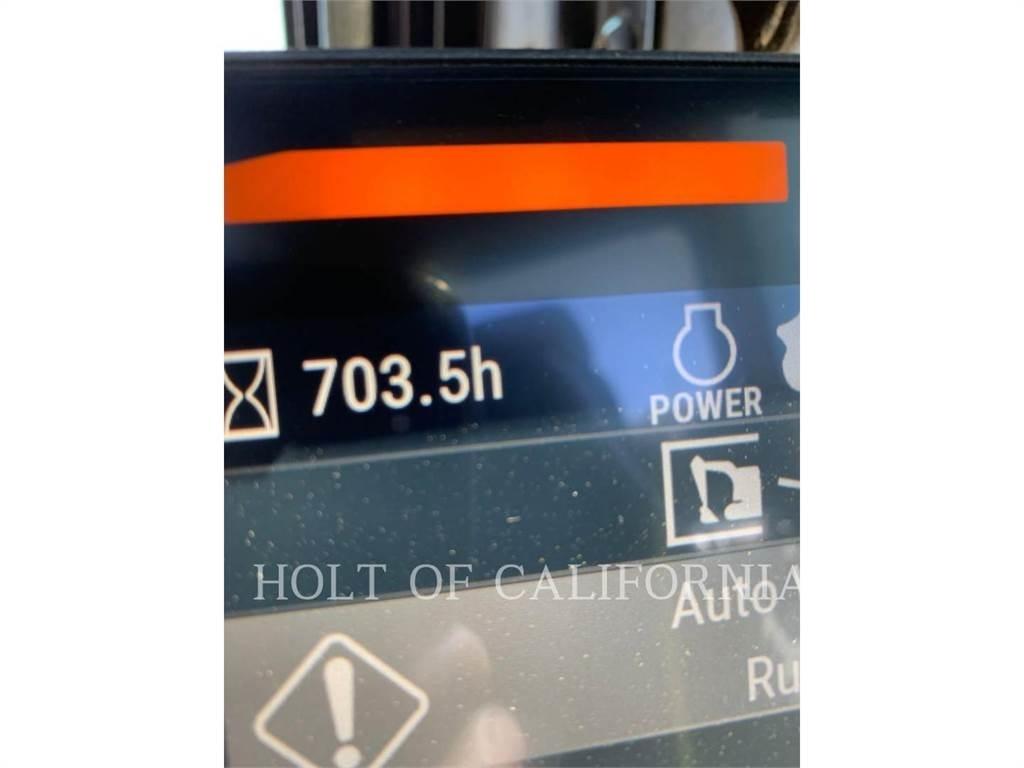 CAT 323 Bagri goseničarji