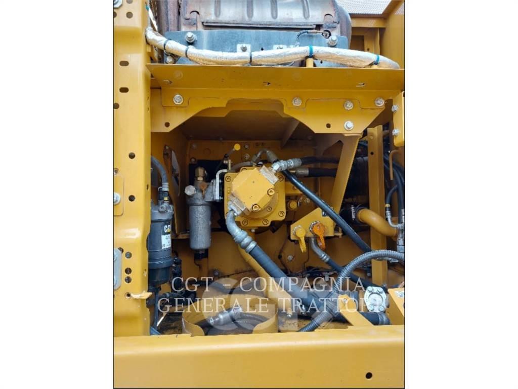 CAT 323 Bagri goseničarji