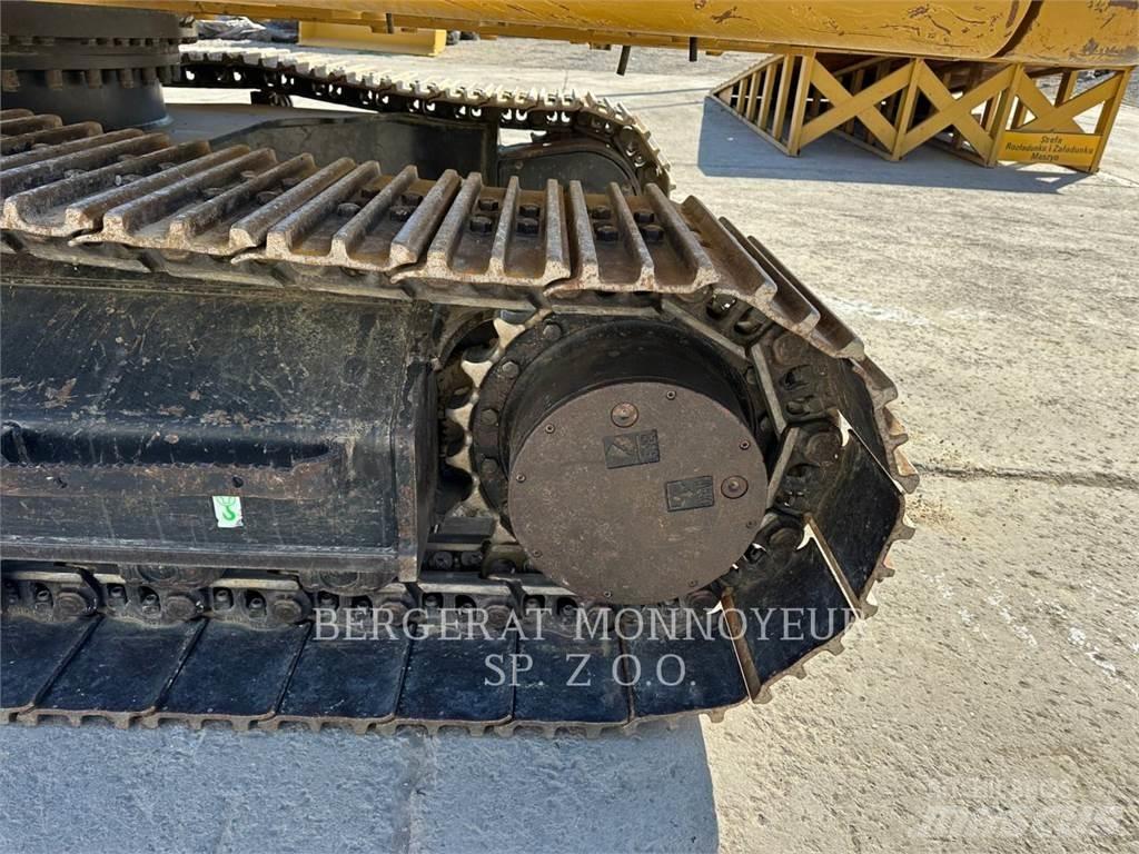 CAT 323 Bagri goseničarji